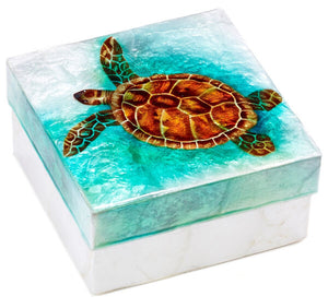 Box with sea turtle painting on the top lid